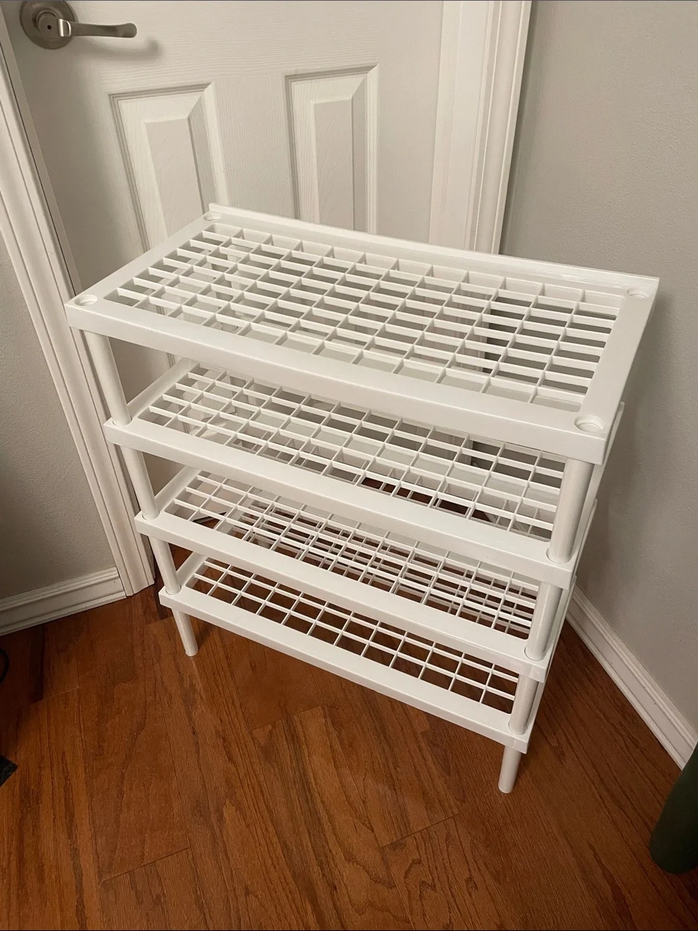 White Plastic Adjustable 1 2 3 or 4 Tier Storage Shelves or Rack Great Condition